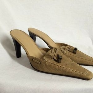 Donald J Pliner Lona Mules Size 8 1/2 M Gold Suede